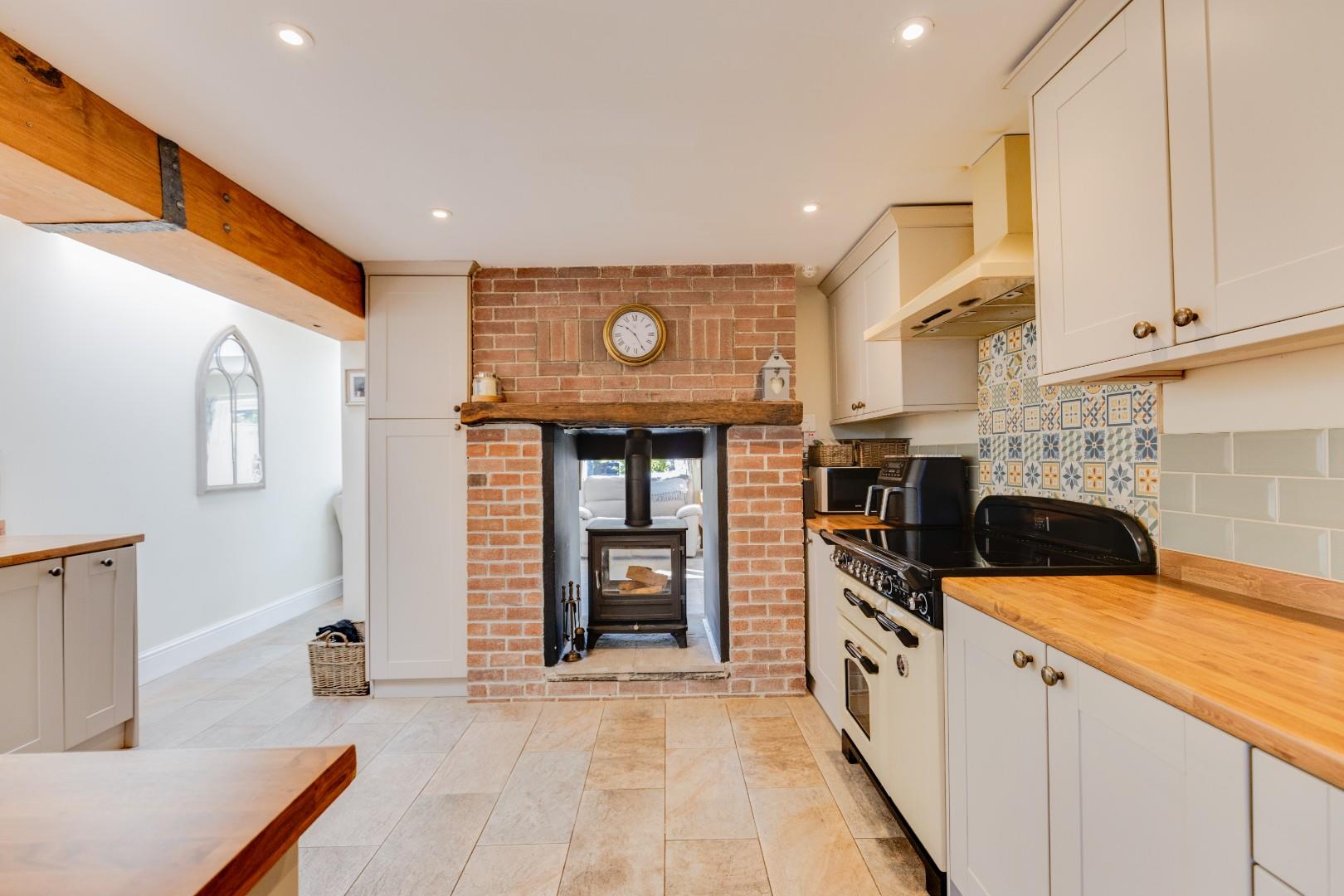 2 Drope Terrace, St. George's-Super-Ely, Cardiff, CF5 6EQ